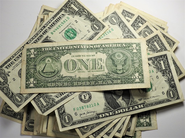 dolary bankovky